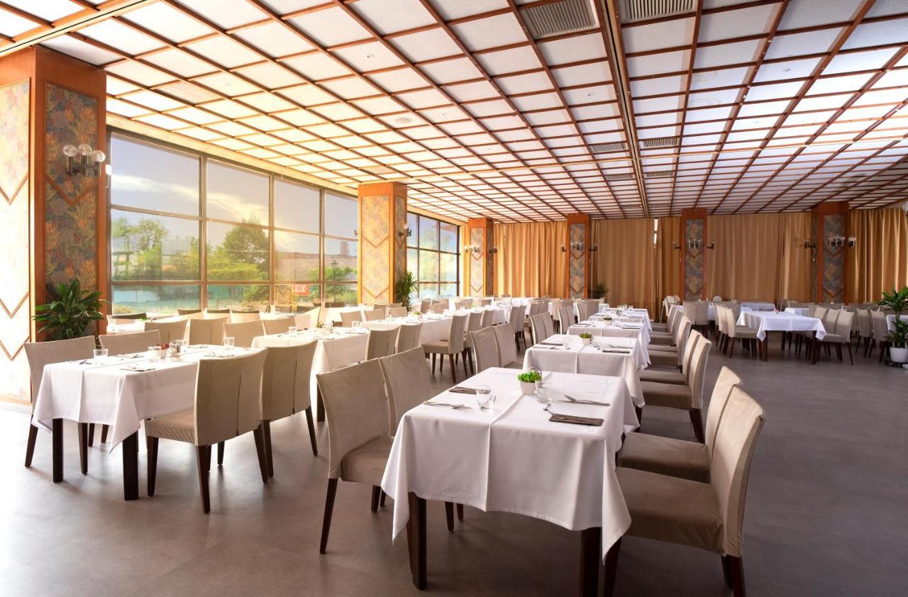 Hotel Шопрон Екстер'єр фото