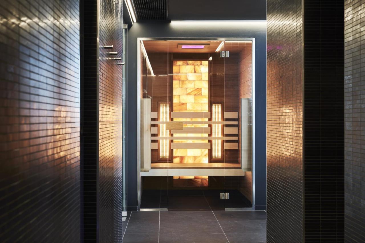 Hotel Шопрон Екстер'єр фото